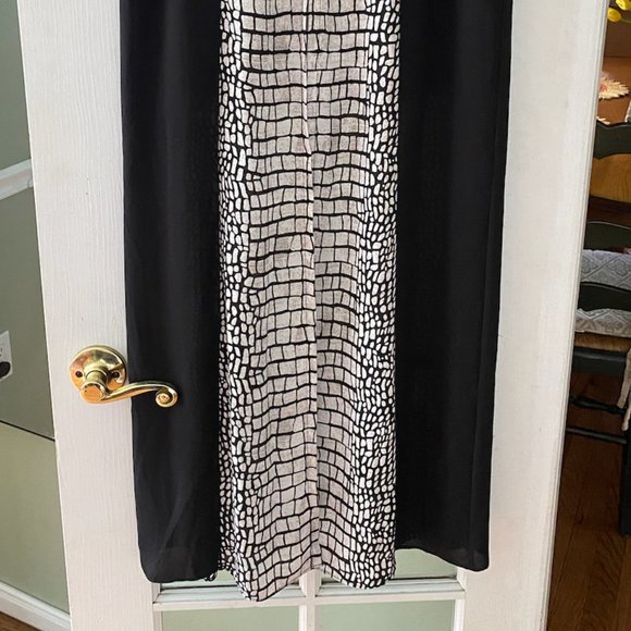 BCBG MaxAzria Snake Print Slit Front Maxi Skirt w/ Mini Skirt Inlay - Picture 3 of 6